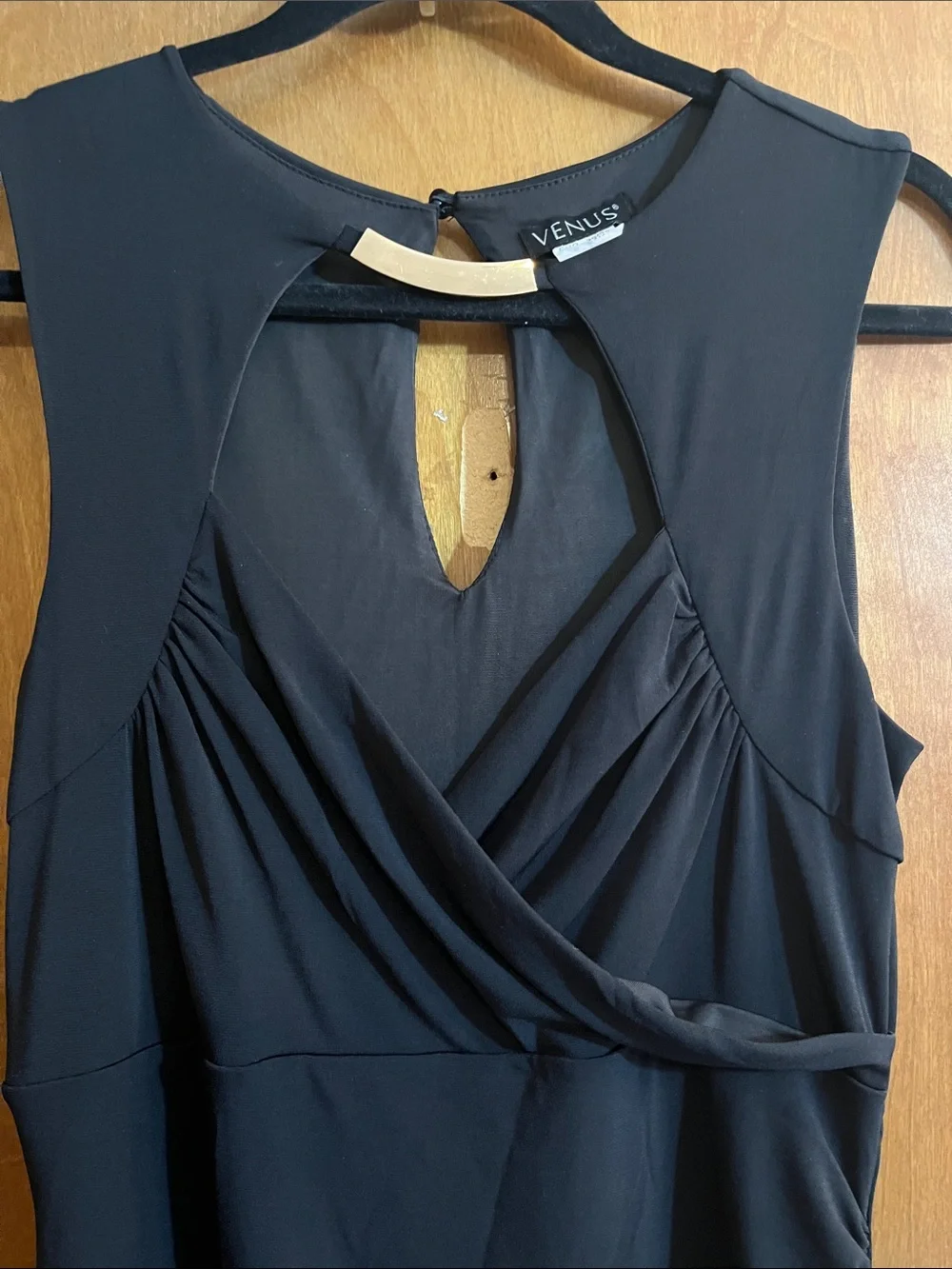 VENUS Black Sleeveless Draped Sheath Dress with Keyhole Bundle - Picture 2 of 4